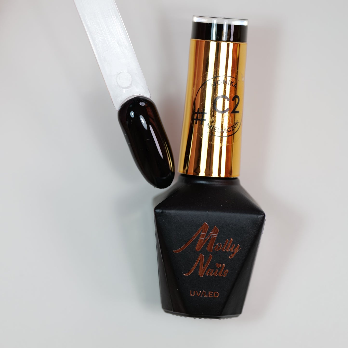 Lakier hybrydowy Molly Nails by Monika Mielniczuk #C2