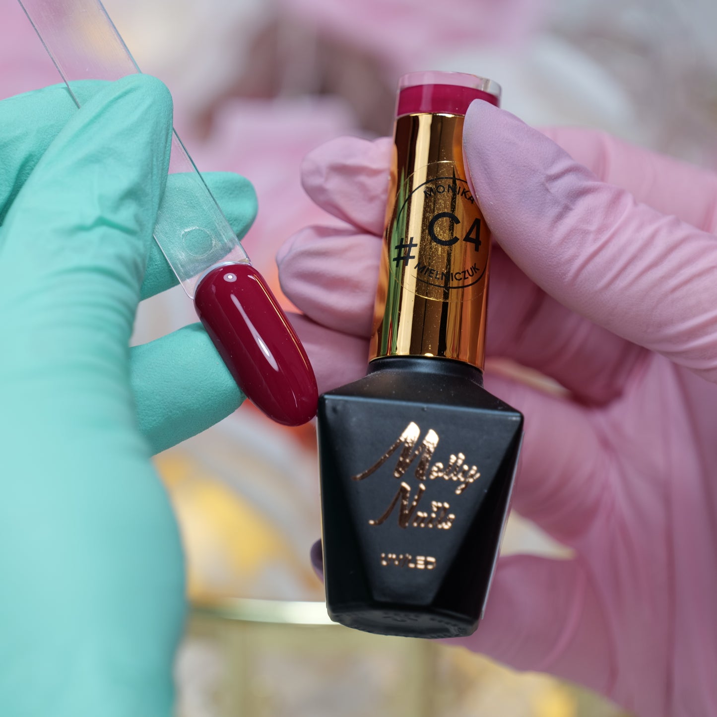 Lakier hybrydowy Molly Nails by Monika Mielniczuk  C4