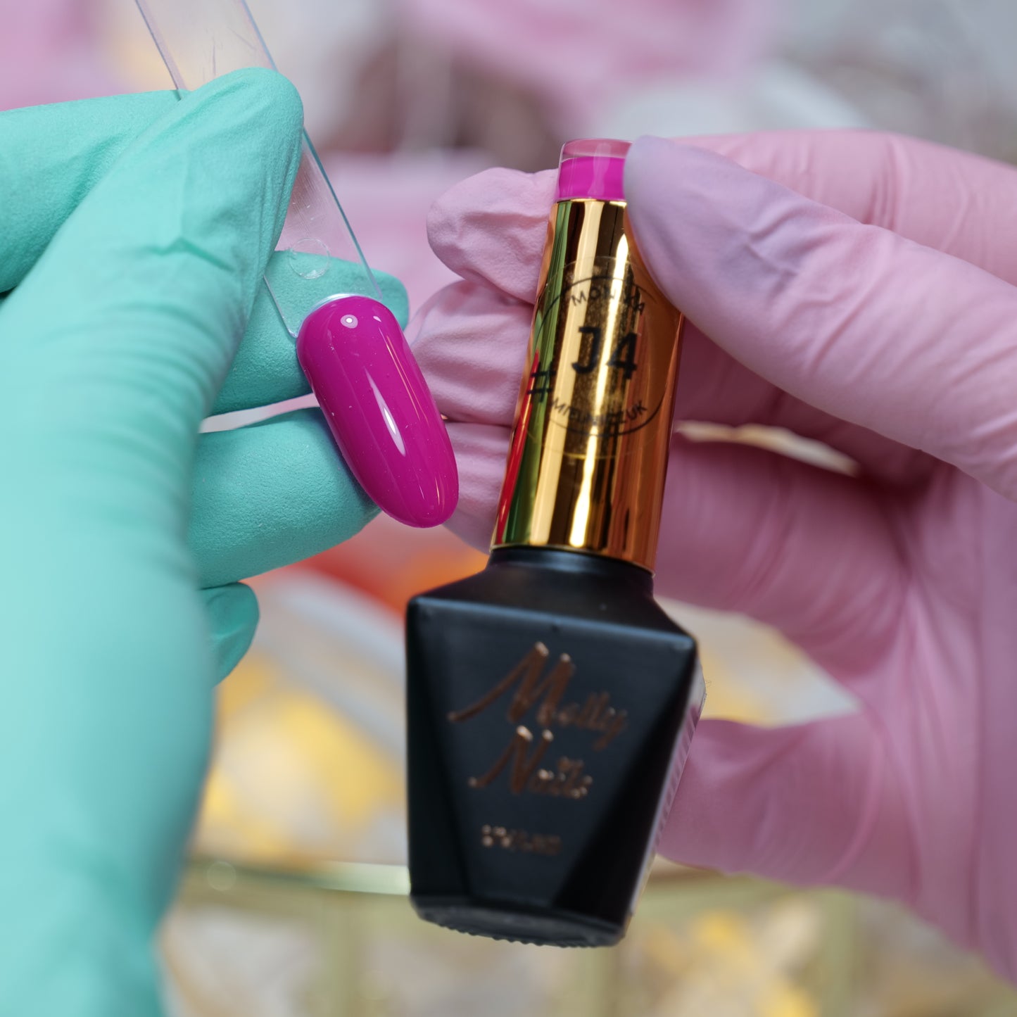 Lakier hybrydowy Molly Nails by Monika Mielniczuk J4